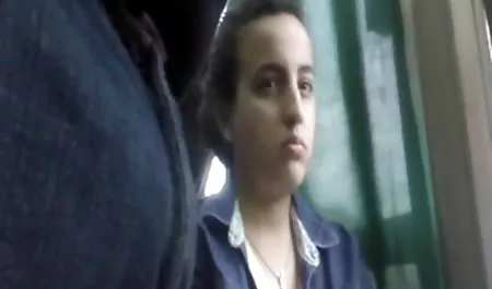 Ibu vidio bokep masage tiri mengajarkan Aurora, Belle cara bercinta
