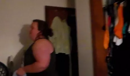 Jembut tebal MILF video susu montok rose menyentuh dirinya sendiri