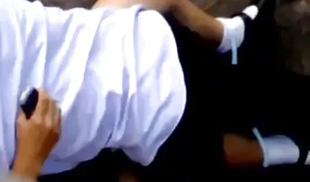 Siswa menentukan ditumbuk setelah video maincewe kelas