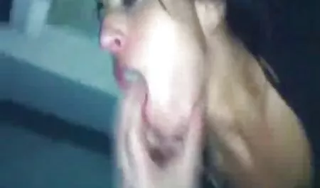 Eugene Smith gadis telanjang di bar video pokep dan di panggung