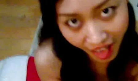 Corinne Misha dan brianna memiliki hot lesbian seks video ngentut Bertiga di