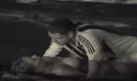 Rahasia (1980) - vidio semi bokep film perancis