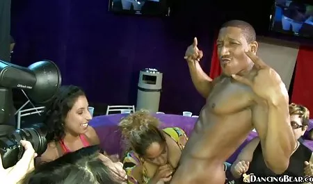 Tato Bonnie video bojep rotten tahun lez sekolah seks